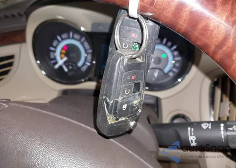 2010 Buick Lacrosse Cxl z USA, uszkodzony, nr VIN 1G4GC5EG7AF242335